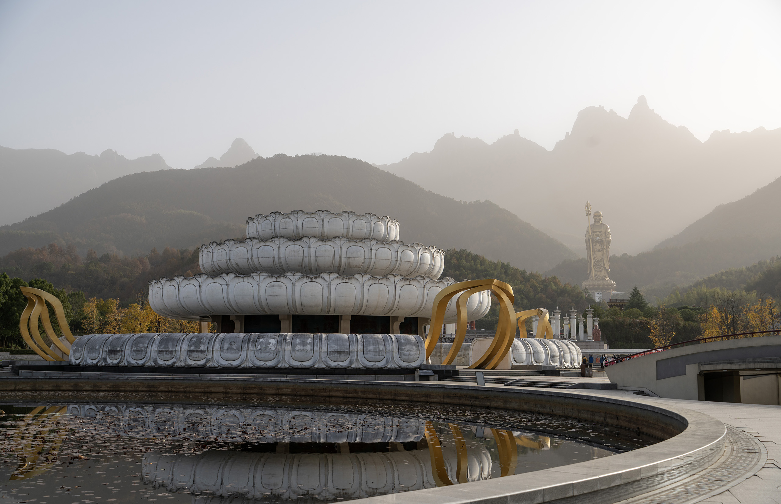 九华山大愿文化园莲花座