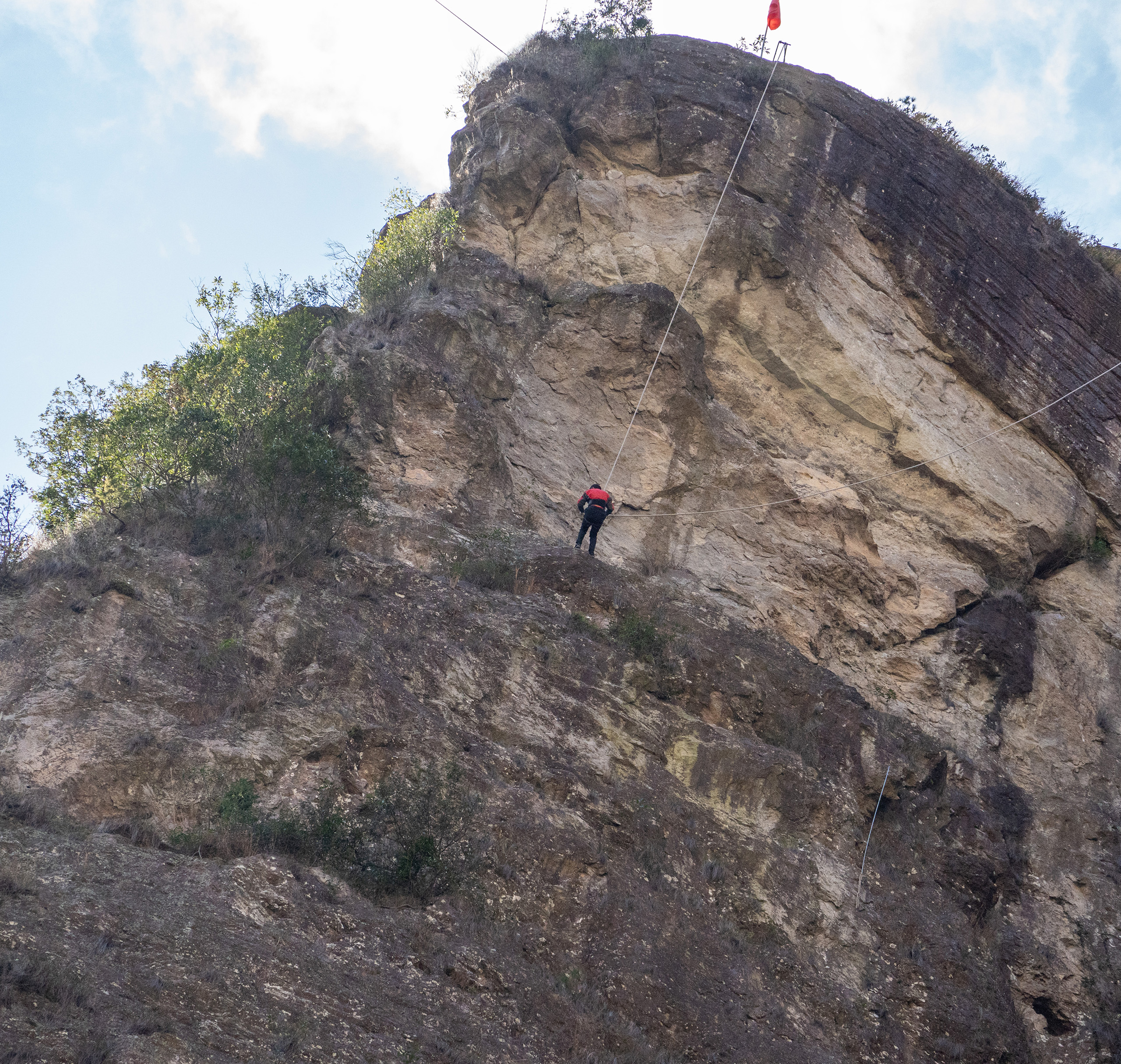 灵岩景区天柱峰表演